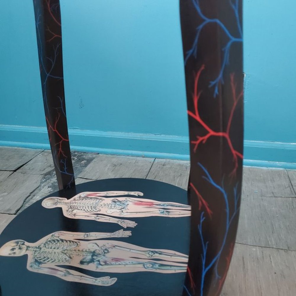 Anatomy End Table - Picture 4 of 9